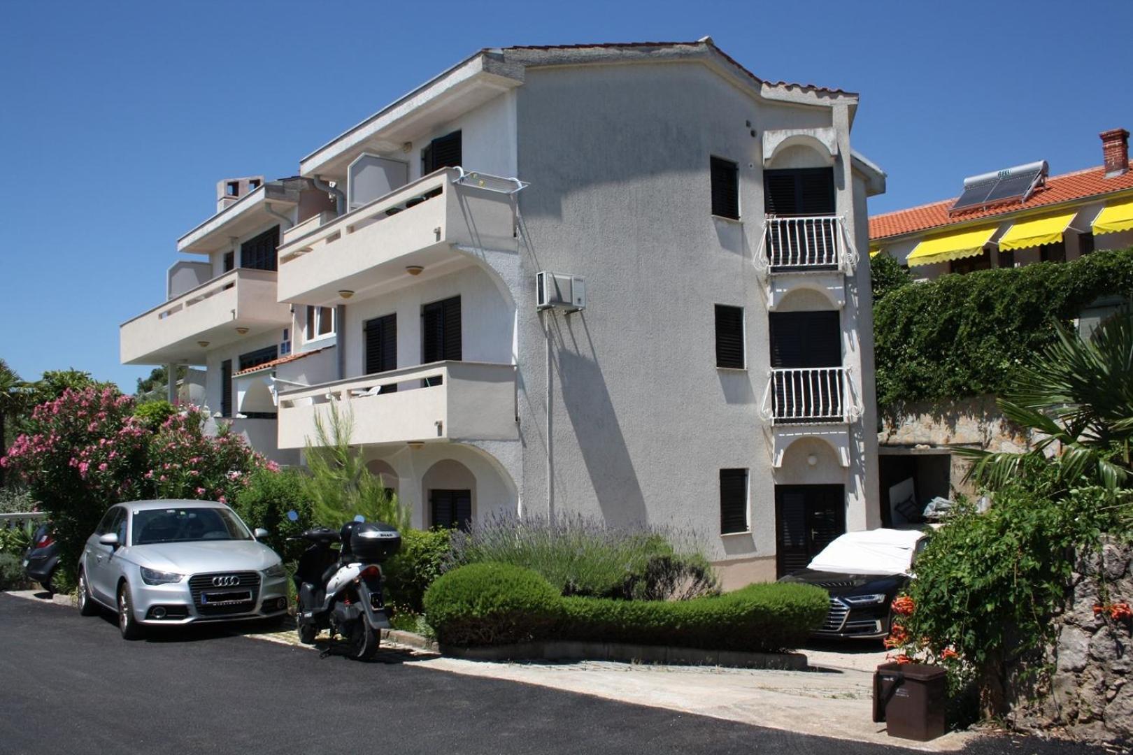 Guest House Helena Close To Beach Krk Town Dış mekan fotoğraf