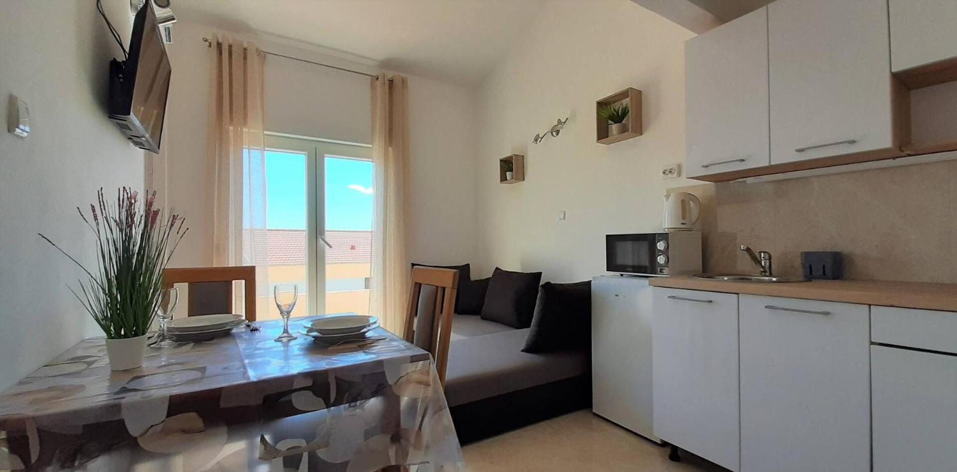 Guest House Helena Close To Beach Krk Town Dış mekan fotoğraf