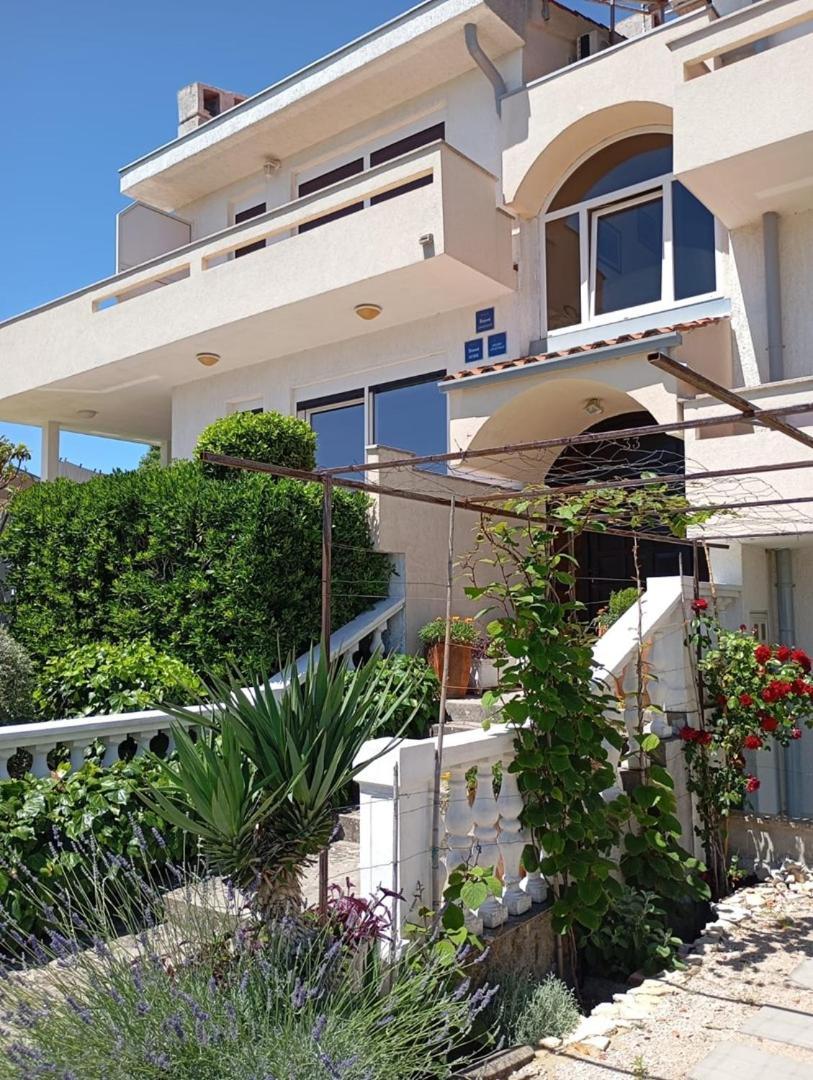 Guest House Helena Close To Beach Krk Town Dış mekan fotoğraf