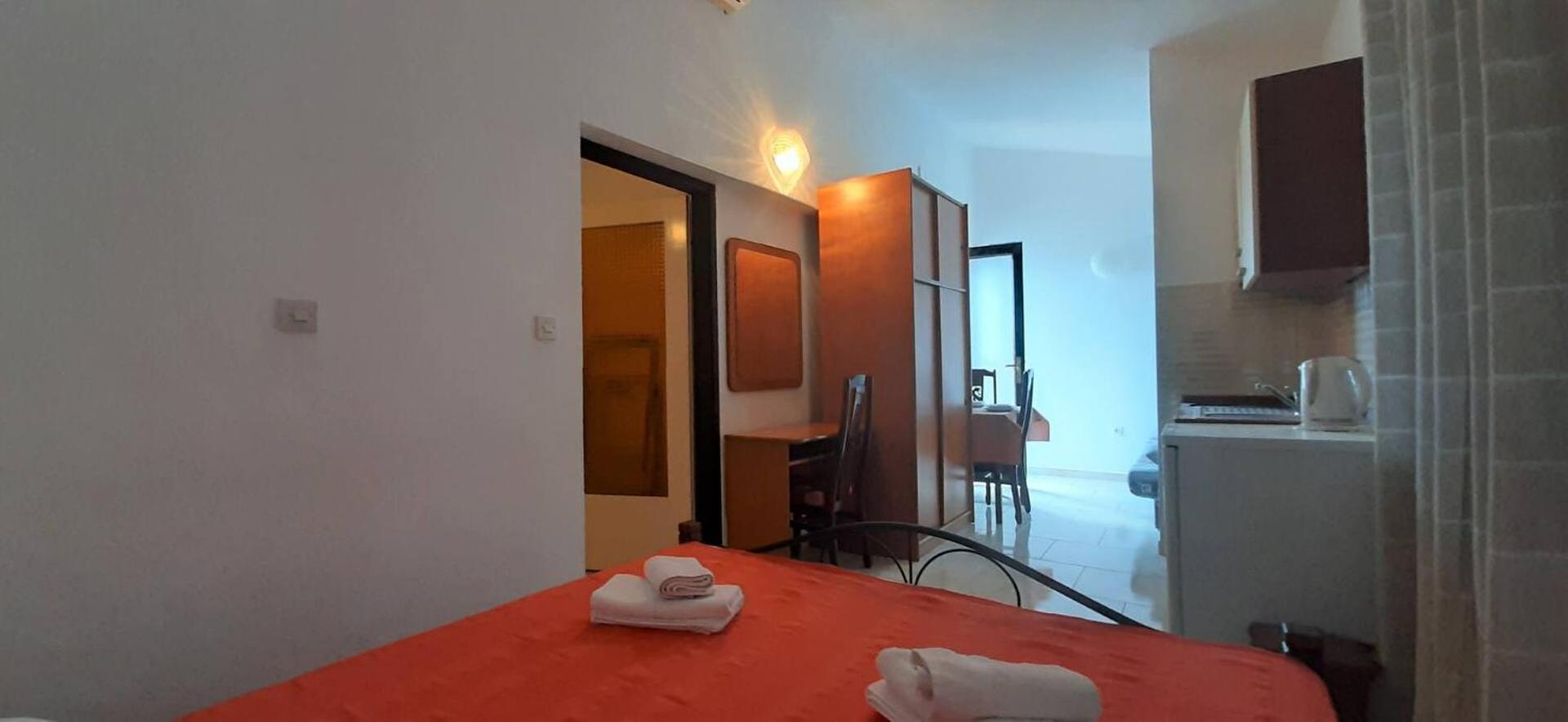 Guest House Helena Close To Beach Krk Town Dış mekan fotoğraf